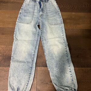 Mother Denim jogger style Light Blue Jeans